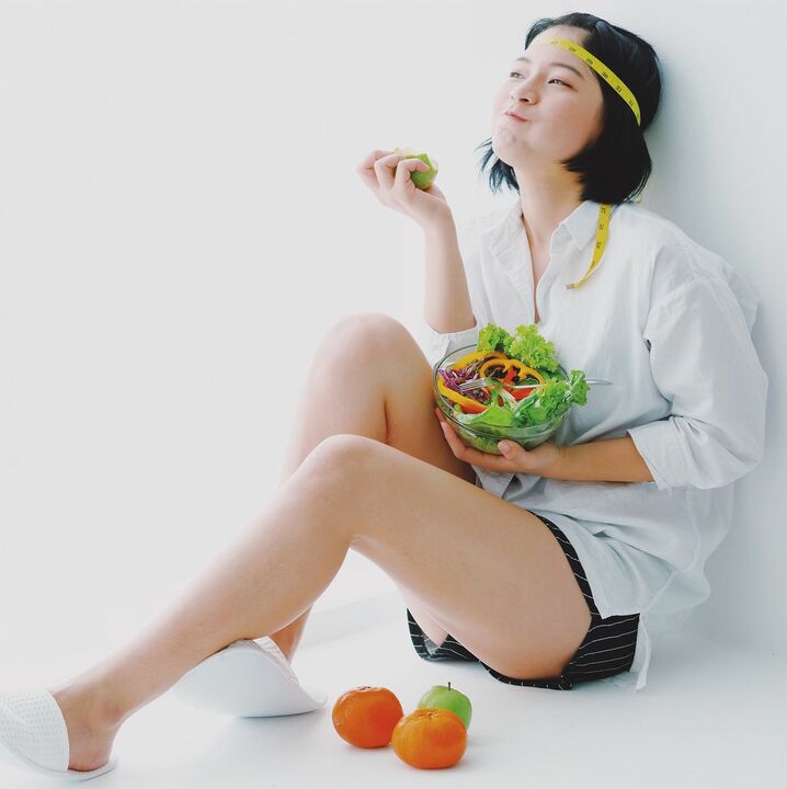 taze sebze salatası yemek japon diyeti zayıflama